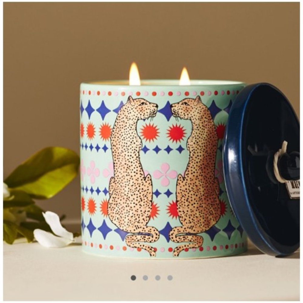 NWT-Anthropologie Maeve Floral Jasmine Blossom Ceramic Candle